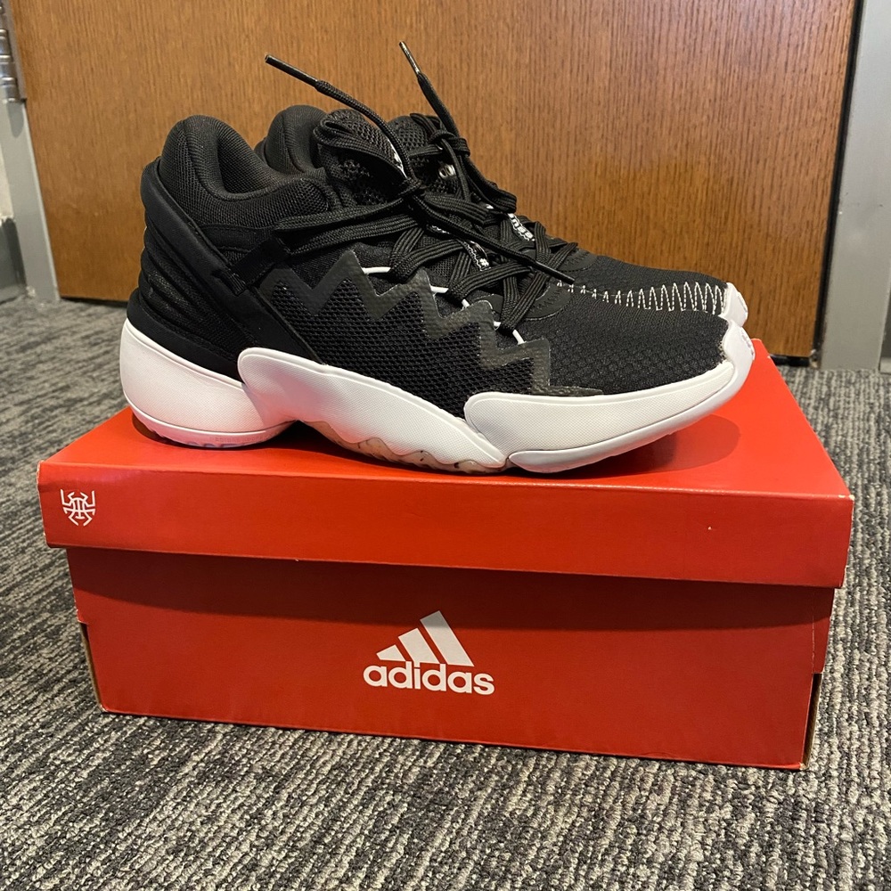NEW Adidas Basketball D.O.N. Donovan Mitchell Issue 2 Men Size 5.5 FW8512 -5 1/2